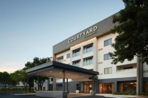 Courtyard Austin South